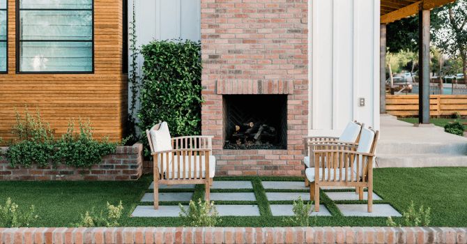 Relaxing Backyard Lounges