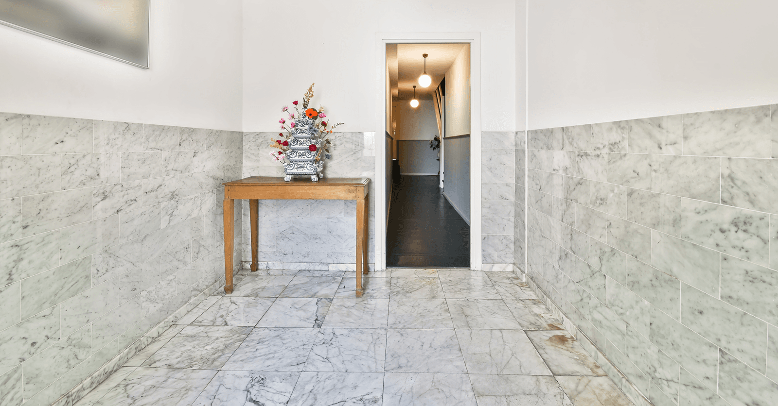 Stylish tiled entryway