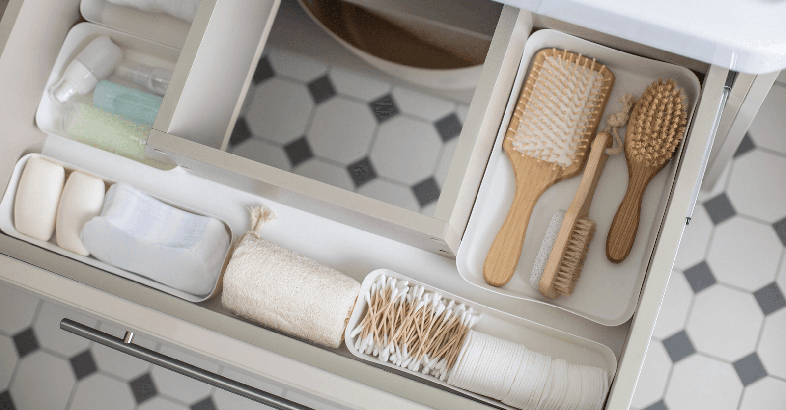 small bathroom decoration