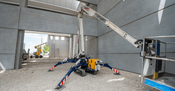 robots are useful construction tools
