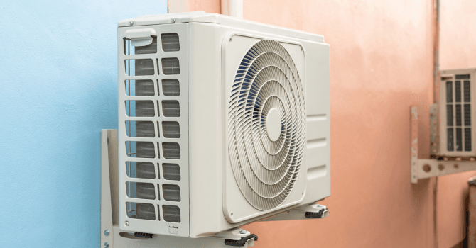 Central or wall-mounted heat pump BTU
