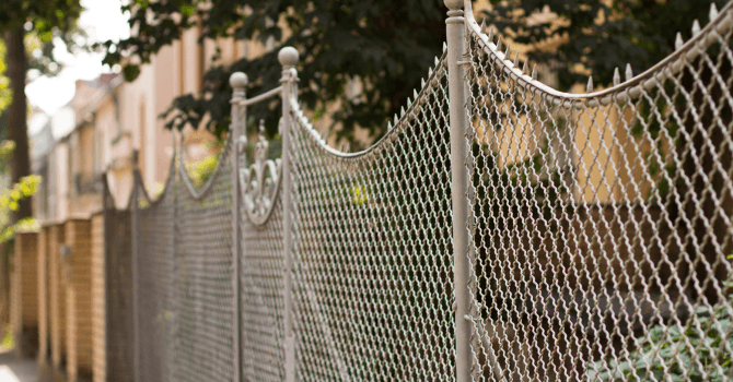 chain link fence