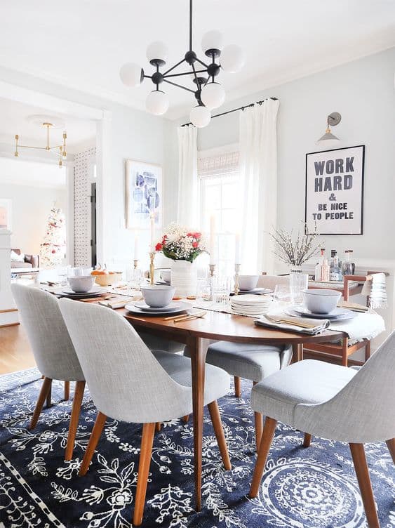 Salle à manger joyeuse_joyful dining area